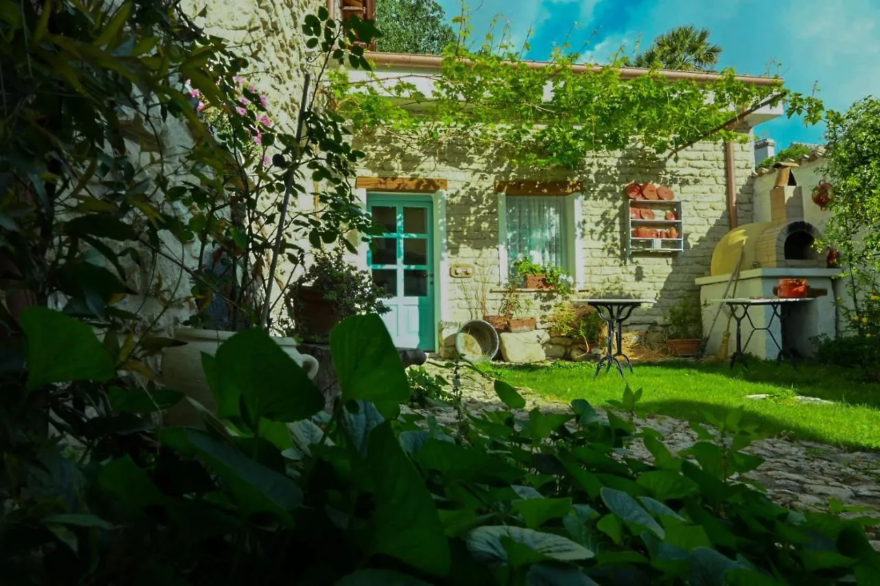 ***  Cortis Antigas Bed & Breakfast Gesturi Italy