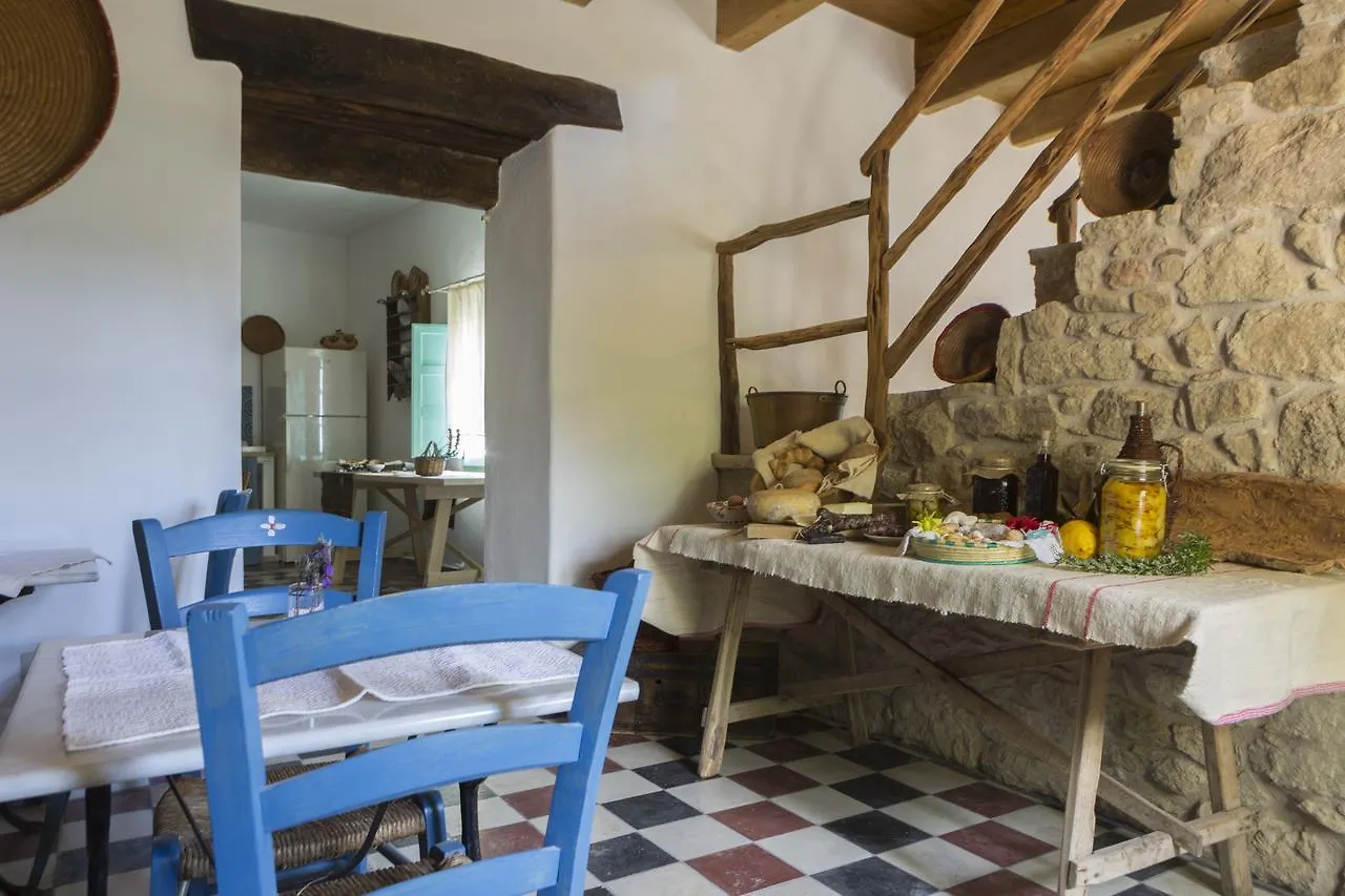 Cortis Antigas Bed & Breakfast Gesturi 3*,  Italy