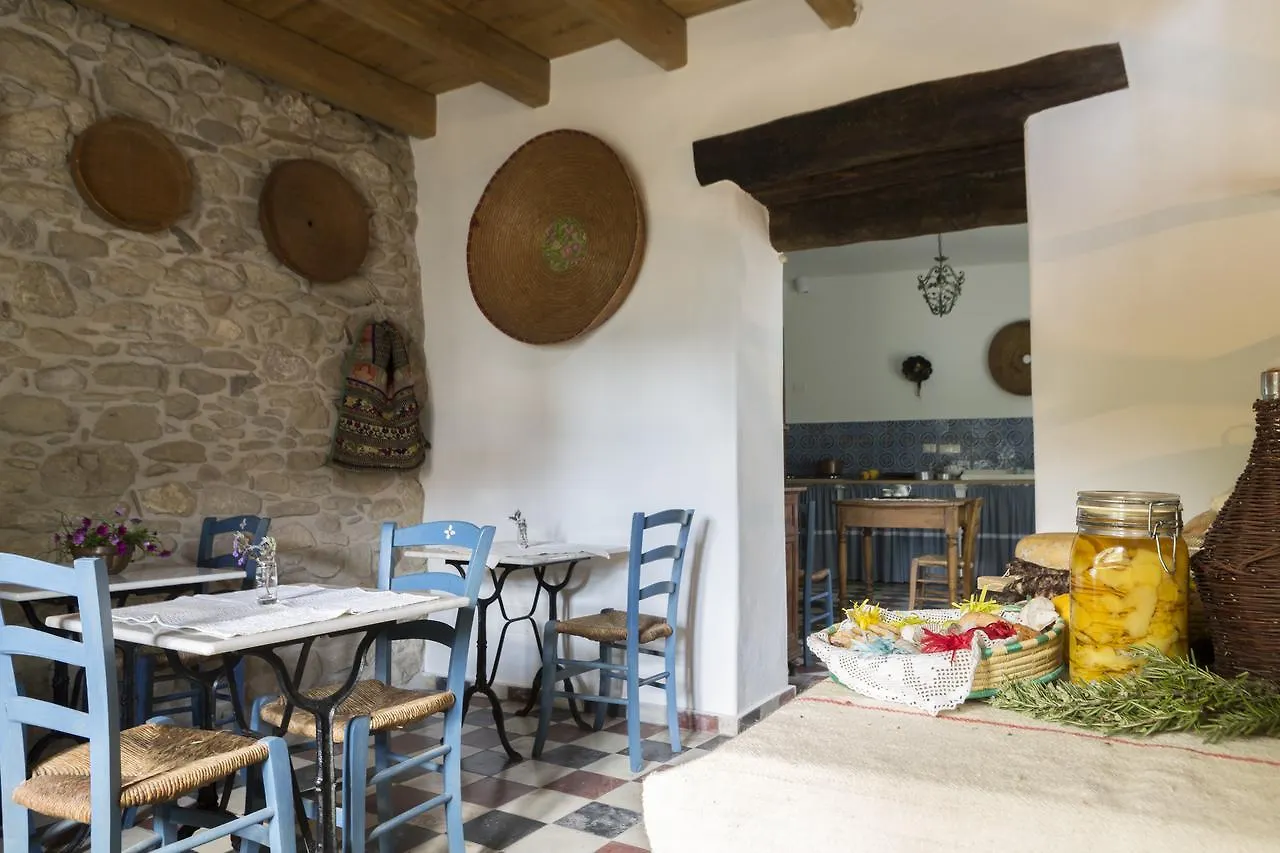 Cortis Antigas Bed & Breakfast Gesturi
