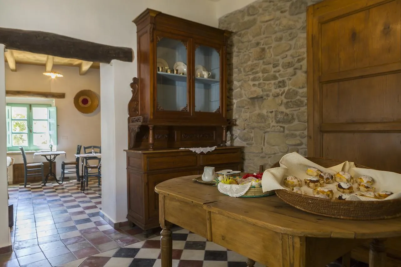 Cortis Antigas Bed & Breakfast Gesturi 3*,  Italy